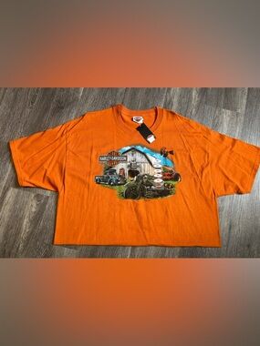 Harley-Davidson Orange Vintage Motorcycle Barn Graphic Tee